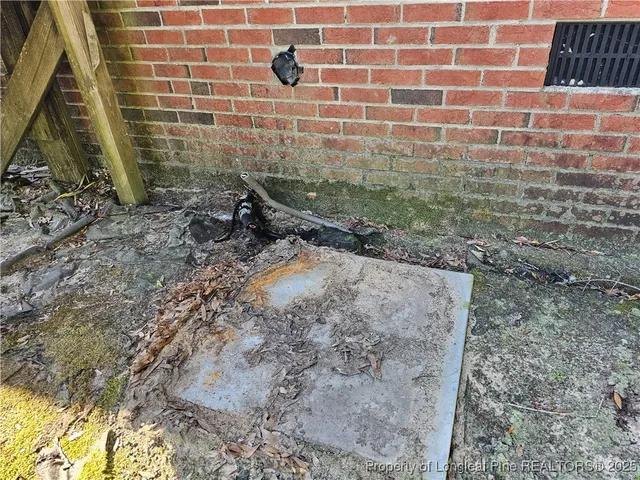 a view of a bathroom