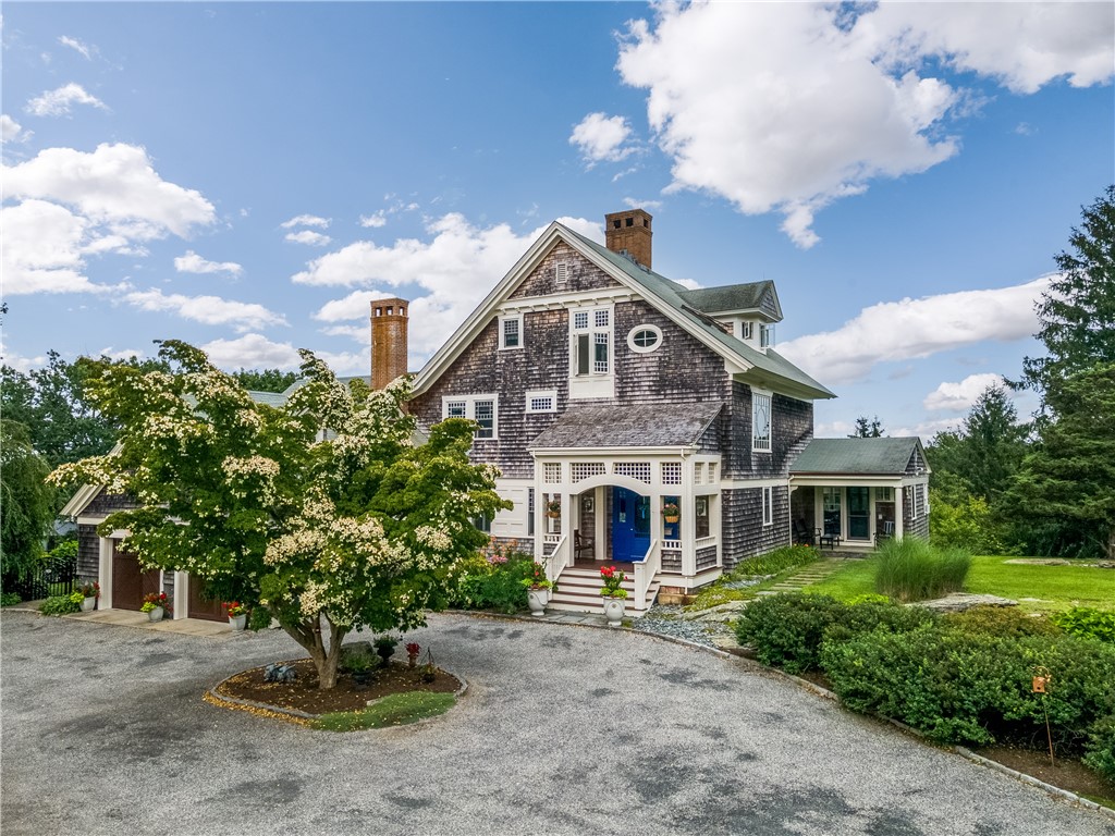 95 Walcott Avenue Jamestown, RI 02835 - Photo 1 of 49