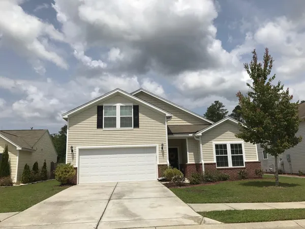 $2,300 | 272 Mayfield Drive, Goose Creek, SC 29445