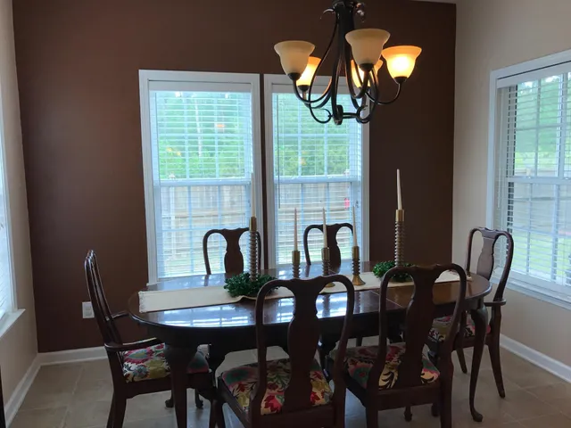 $2,100 | 272 Mayfield Drive, Goose Creek, SC 29445