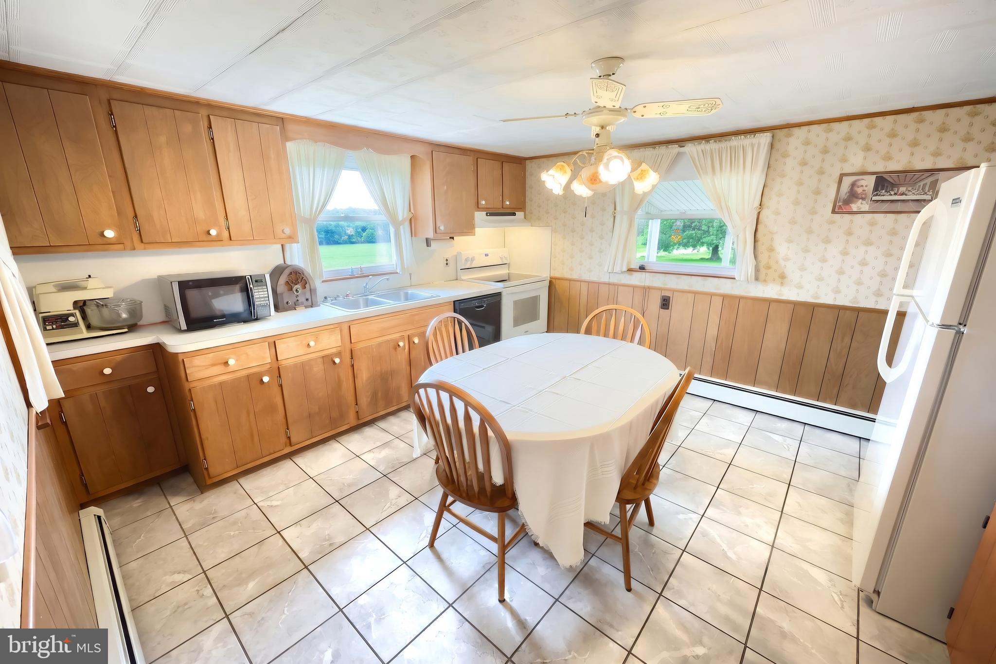 5026 Pigeon Hill Road Spring Grove, PA 17362 - Photo 7 of 49