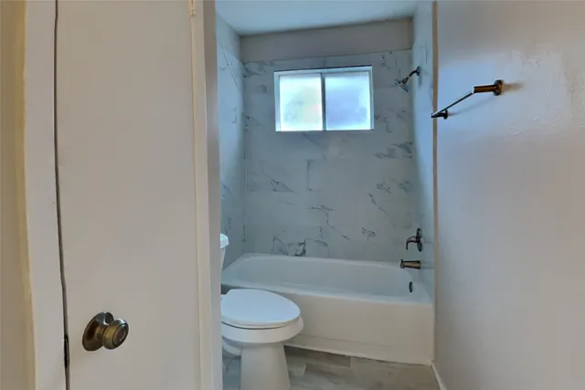 $1,775 | 7307 Daylight Lane, Houston, TX 77095