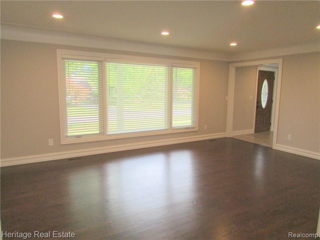 149 Tartan Drive Rochester Hills, MI 48309 - Photo 8 of 34