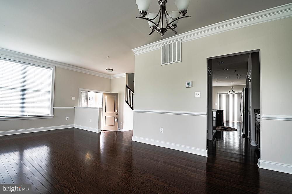 2520 Cherry Tree Road Hanover, MD 21076 - Photo 13 of 46 Inerior
