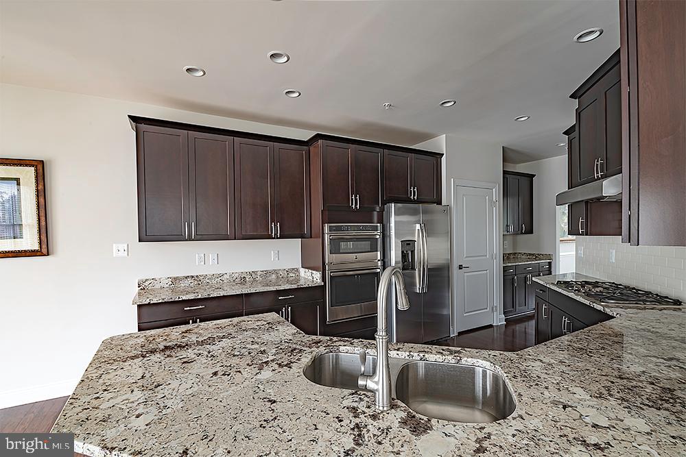 2520 Cherry Tree Road Hanover, MD 21076 - Photo 19 of 46