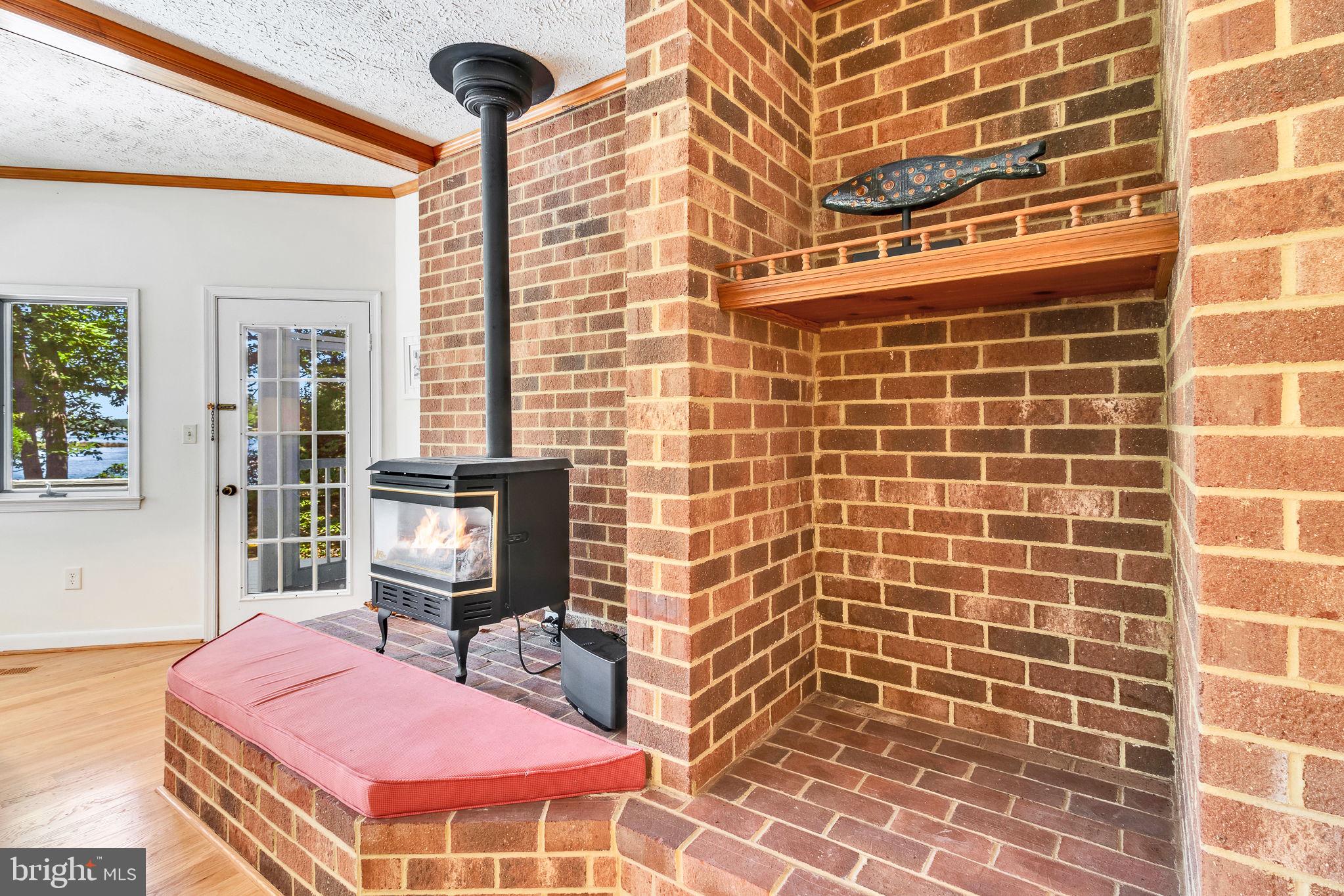 621 Harbor Drive Reedville, VA 22539 - Photo 11 of 77