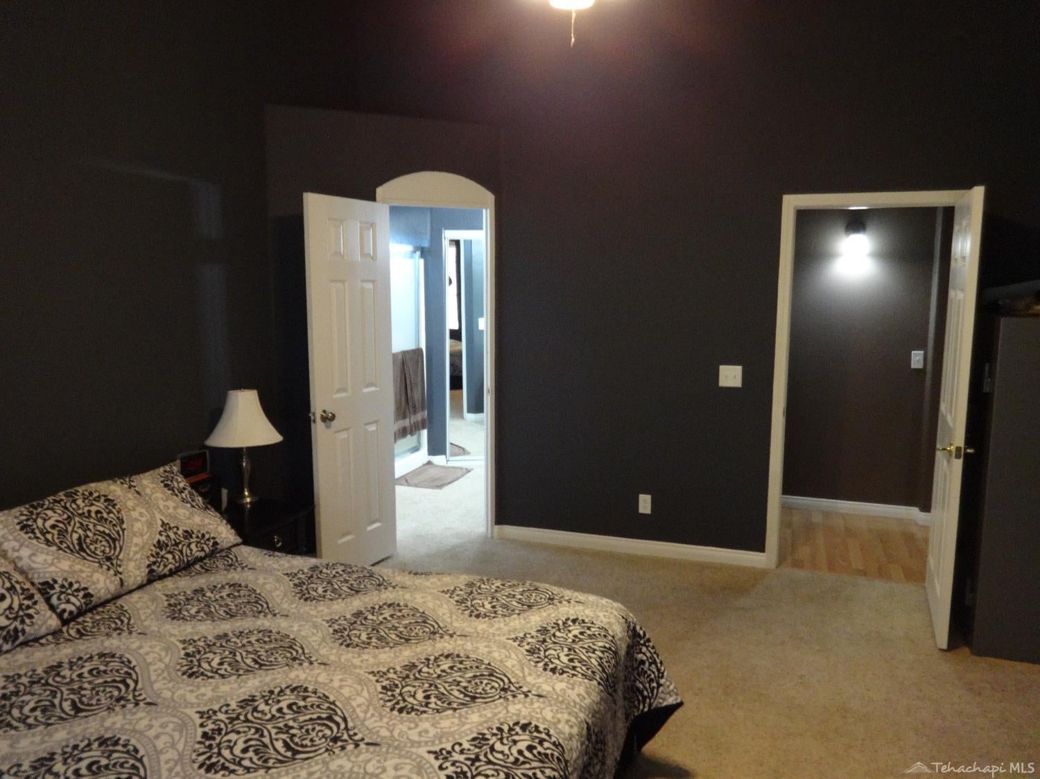 22045 Copper Street Tehachapi, CA 93561 - Photo 31 of 38 Gallery Image 31