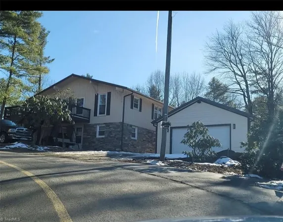 $475,000 | 81 Pine Tree Drive, Glade Valley, NC 28627