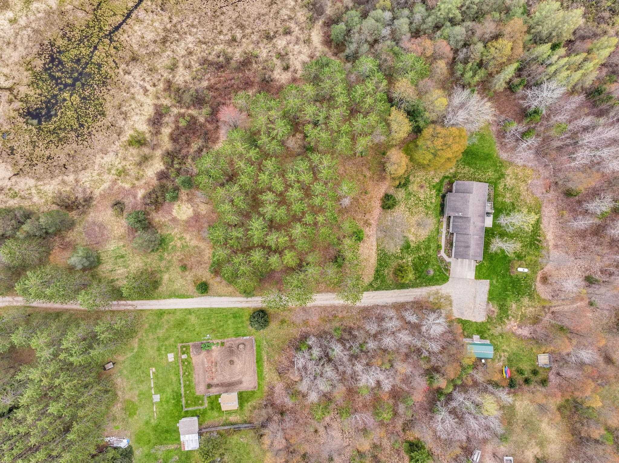 712 East 38 Road Cadillac, MI 49601 - Photo 7 of 67