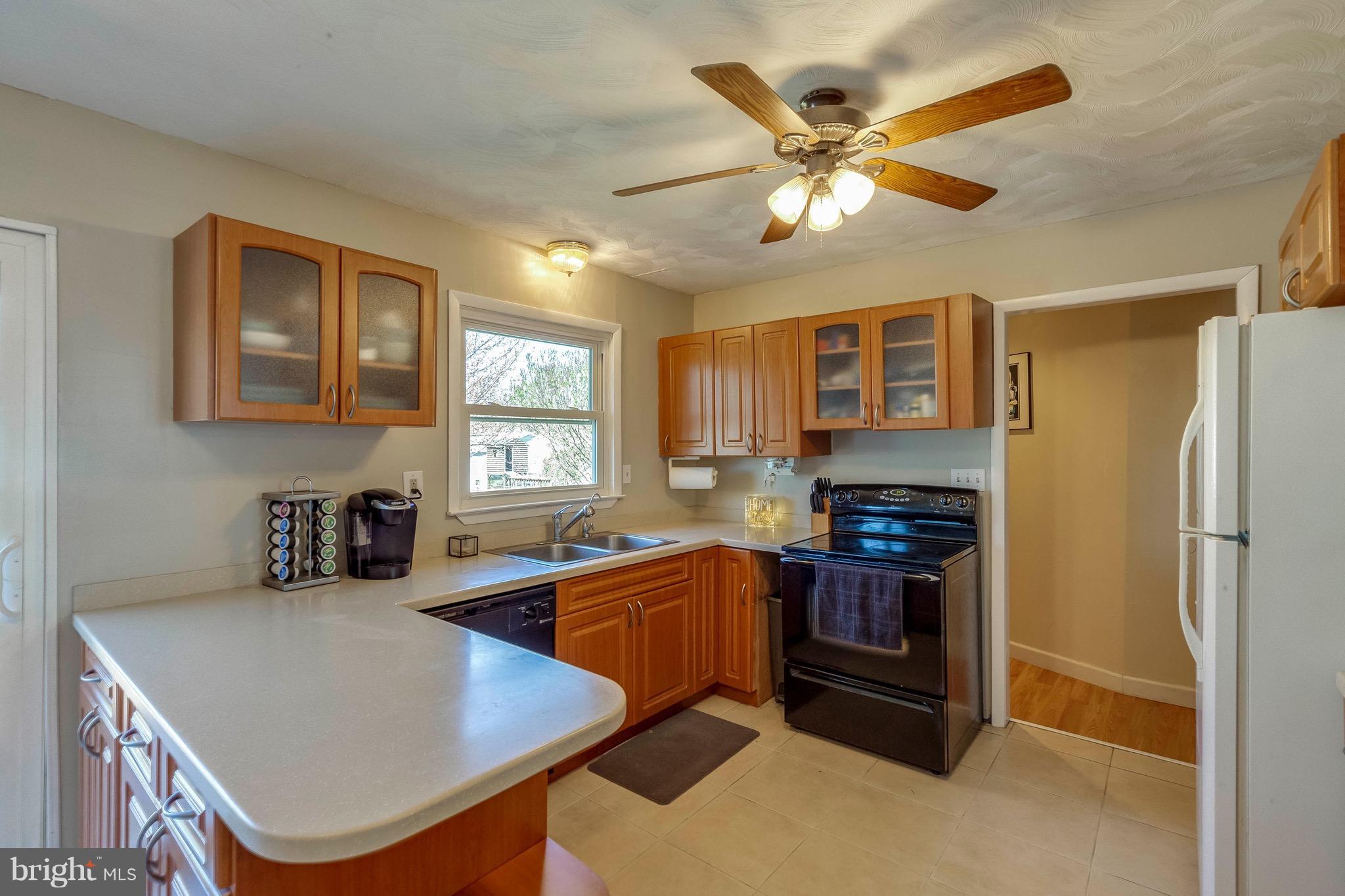 65 Peach Tree Drive Ranson, WV 25438 - Photo 8 of 30 Kitchen