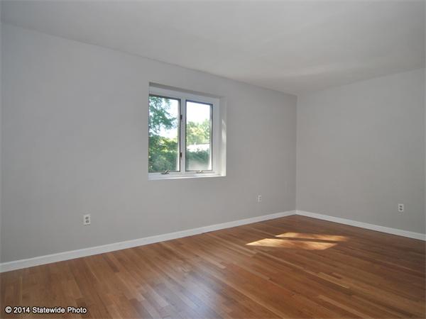 8 Old Colony Road Foxboro, MA 02035 - Photo 18 of 25 Gallery Image 18