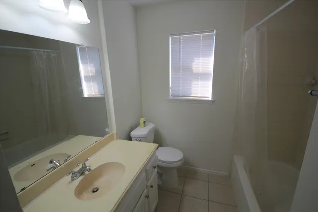 $1,650 | 21314 Greenham Drive, Spring, TX 77388