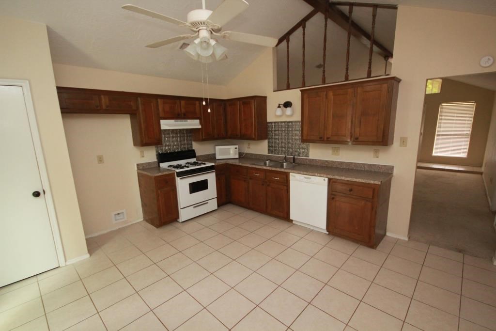 21314 Greenham Drive Spring, TX 77388 - Photo 6 of 20