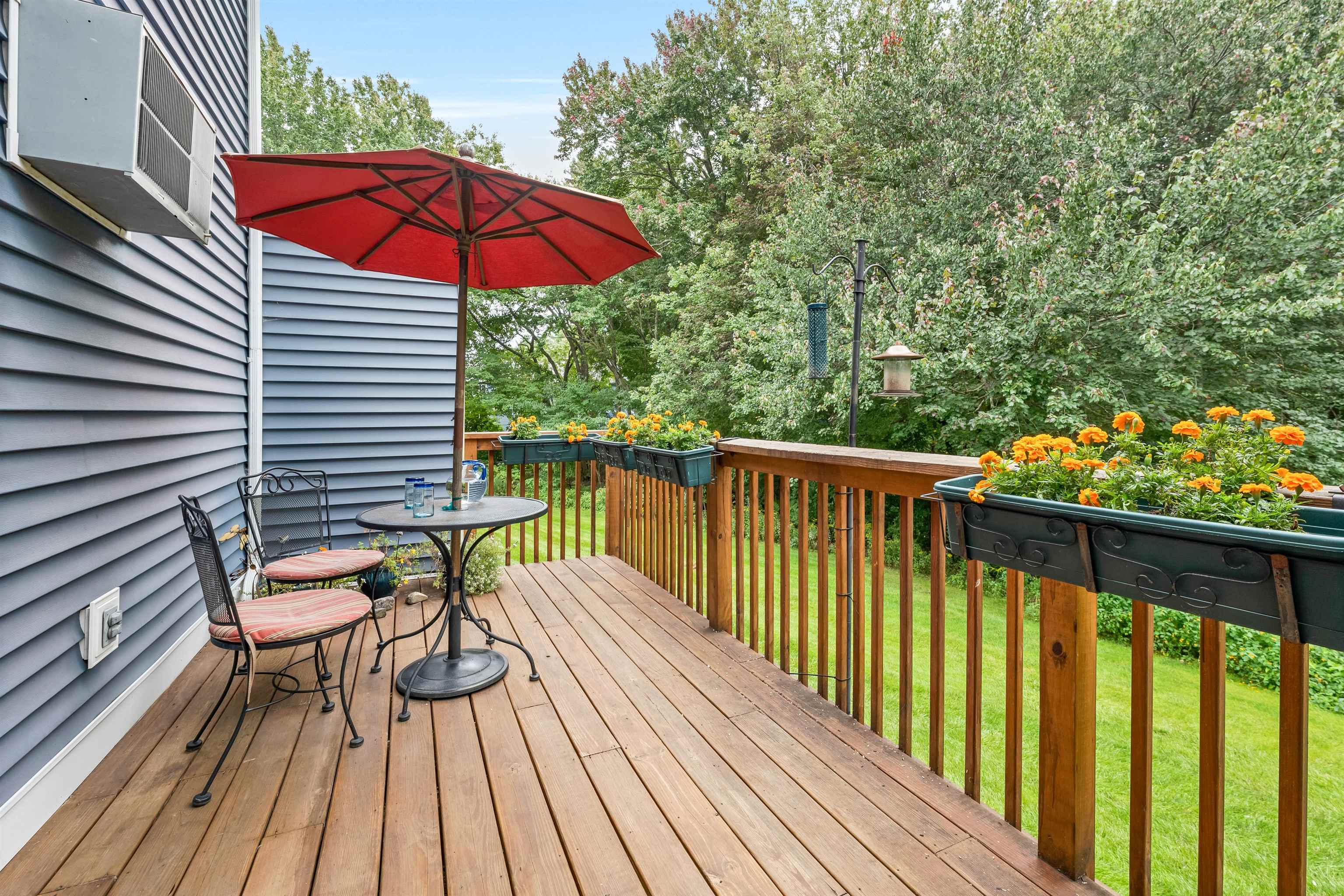 78 Seabury Hampton, NH 03842 - Photo 6 of 40