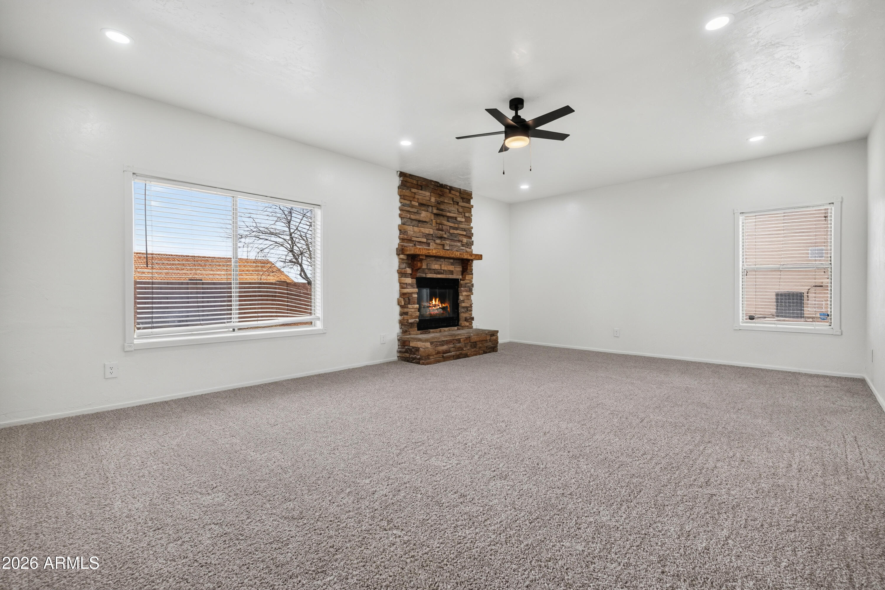 2167 Santa Fe Trail Sierra Vista, AZ 85635 - Photo 24 of 52 DSC_0510