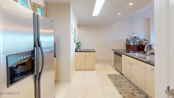 $389,000 | 1899 Beach Boulevard, Unit 205, Biloxi, MS 39531