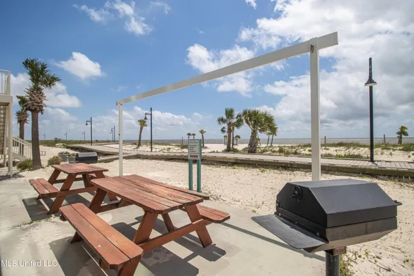 $389,000 | 1899 Beach Boulevard, Unit 205, Biloxi, MS 39531