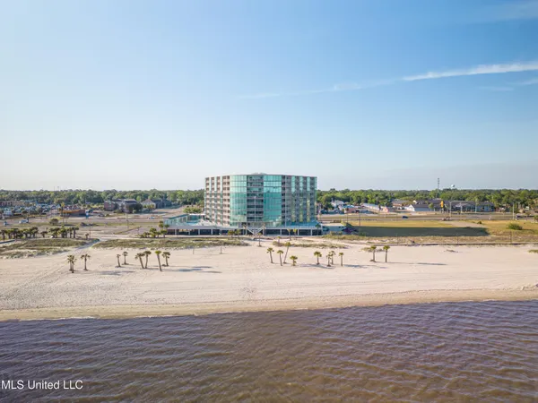 $389,000 | 1899 Beach Boulevard, Unit 205, Biloxi, MS 39531