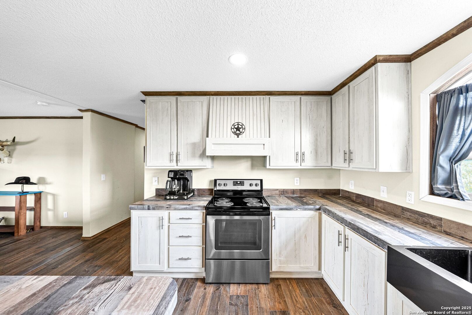 793 C Road Sutherland Springs, TX 78161 - Photo 20 of 55