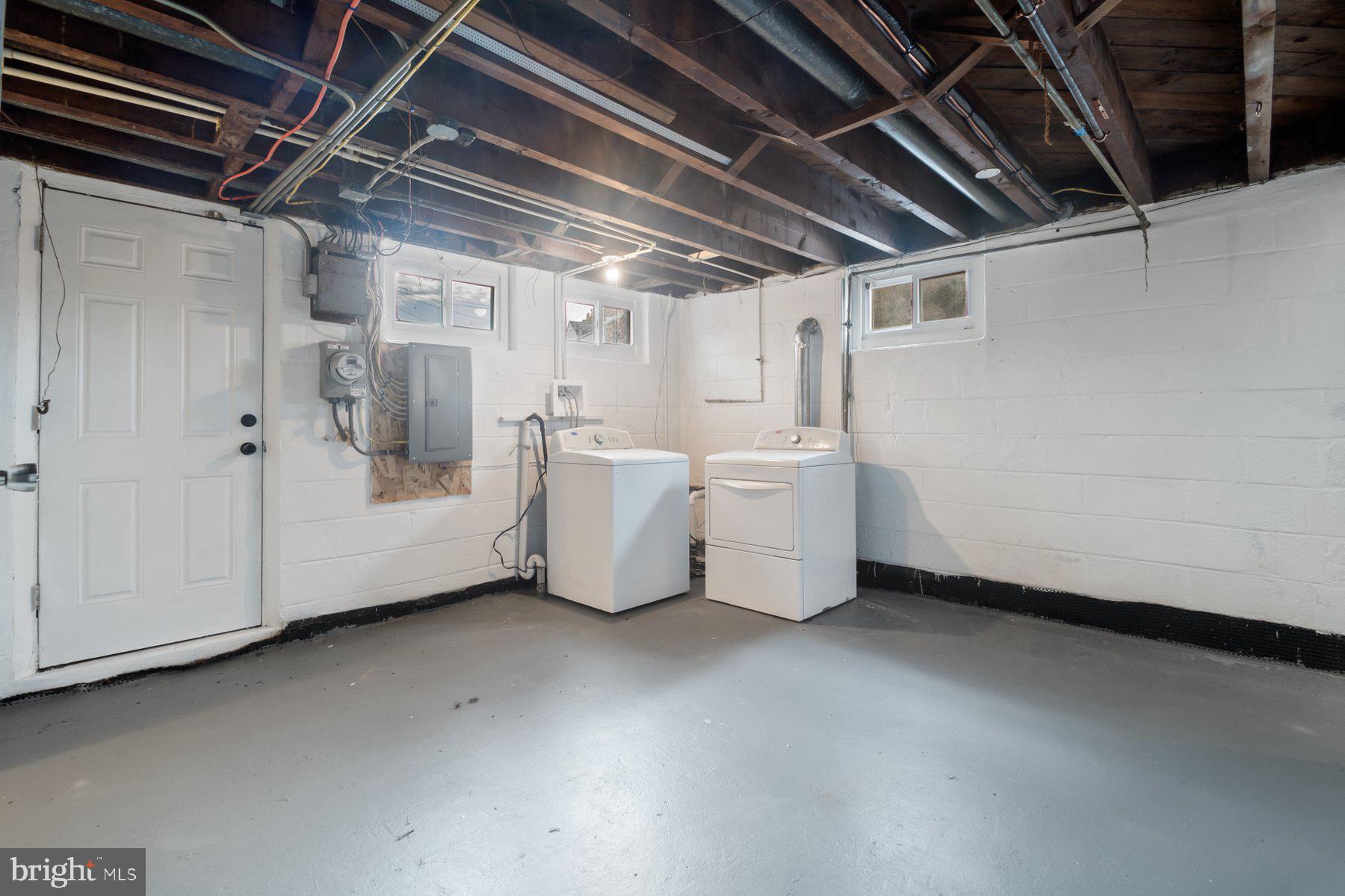 4801 Sinclair Lane Baltimore, MD 21206 - Photo 25 of 28