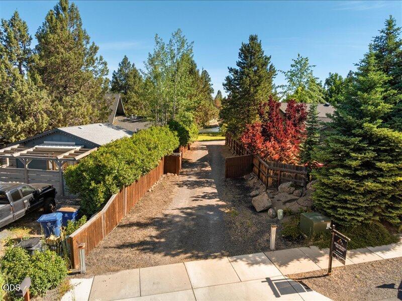 61170 Ferguson Road Bend, OR 97702 - Photo 52 of 55