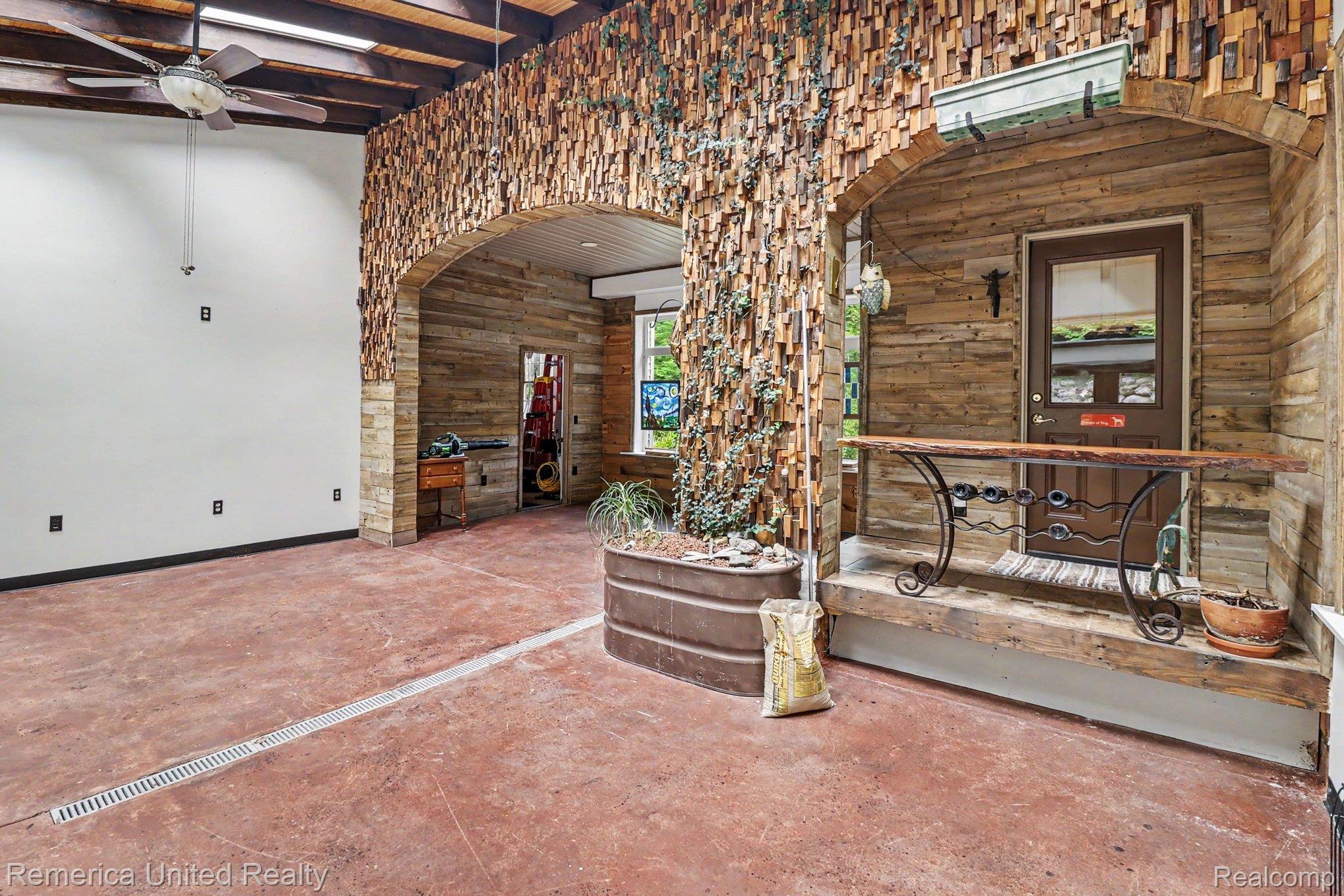 20962 Wasson Road Gregory, MI 48137 - Photo 32 of 39 032_file_9688.jpg