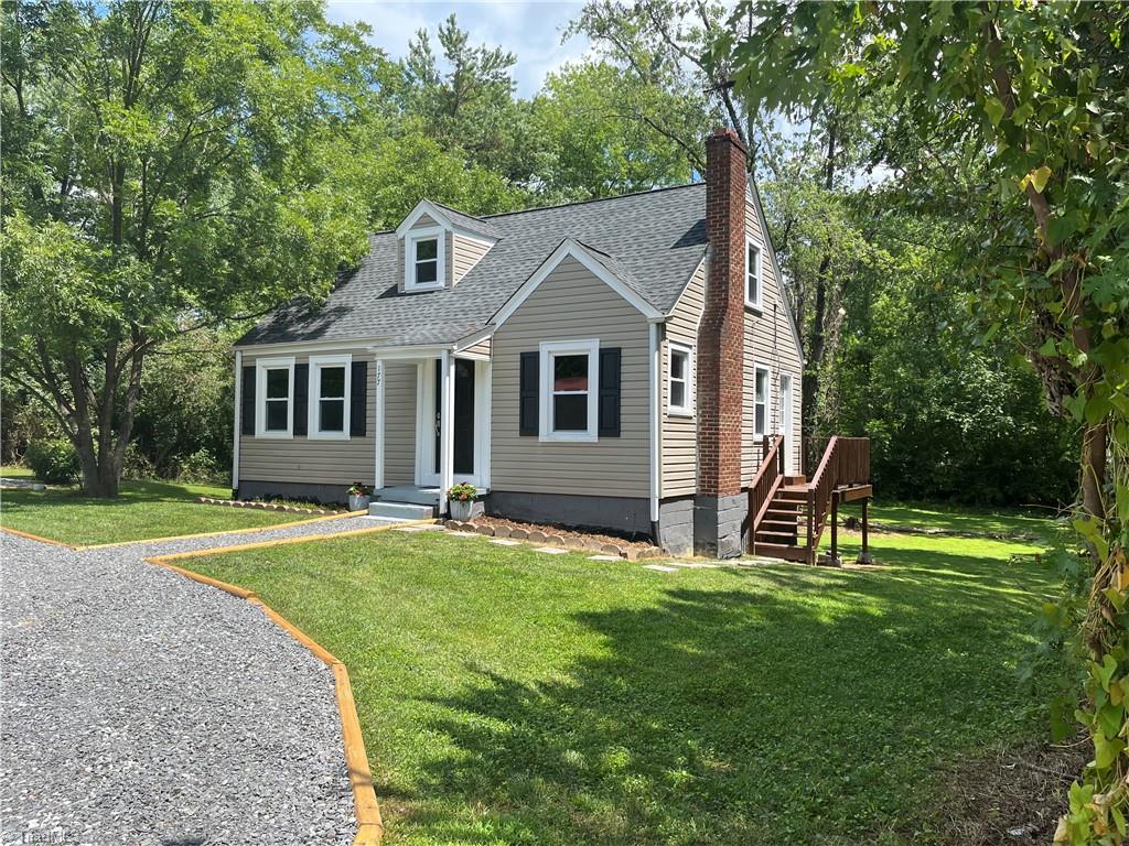 177 Quaker Road Mount Airy, NC 27030 - Photo 2 of 18 Gallery Image 2