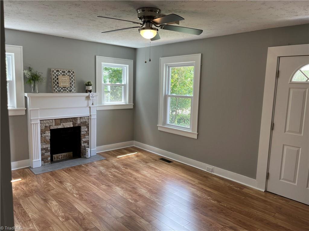 177 Quaker Road Mount Airy, NC 27030 - Photo 7 of 18 Gallery Image 7