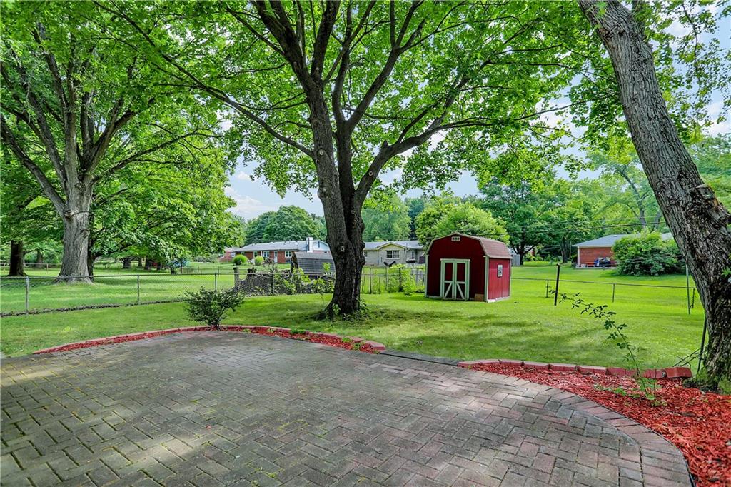 5963 Manning Road Indianapolis, IN 46228 - Photo 30 of 37 Gallery Image 30