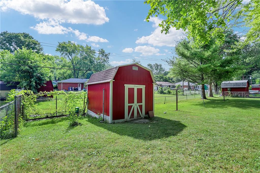 5963 Manning Road Indianapolis, IN 46228 - Photo 33 of 37 Gallery Image 33