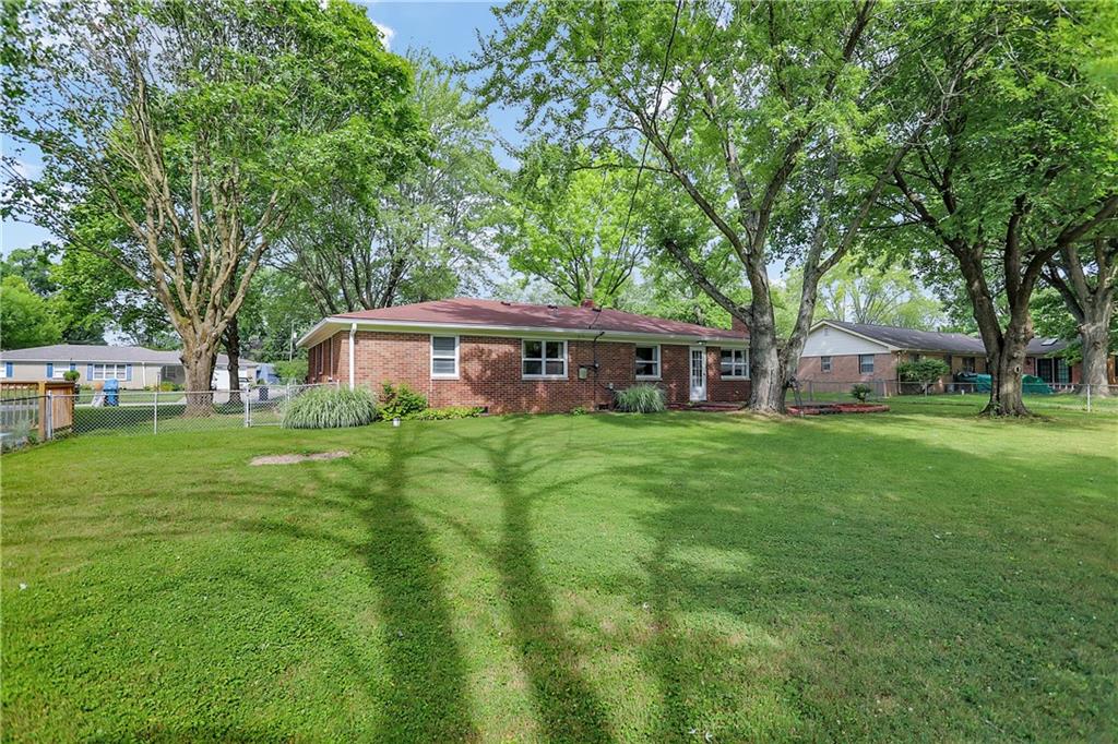 5963 Manning Road Indianapolis, IN 46228 - Photo 35 of 37 Gallery Image 35