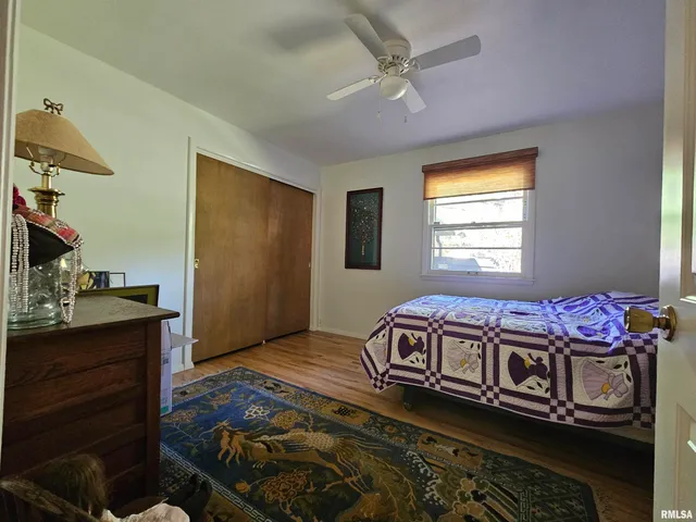 $299,000 | 46 Hillcrest Drive, Carbondale, IL 62901