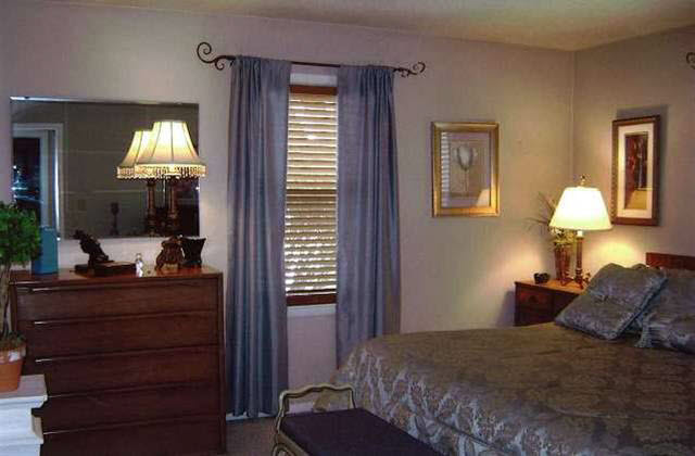 2128 South Manville Road Muncie, IN 47302 - Photo 5 of 12 Gallery Image 5