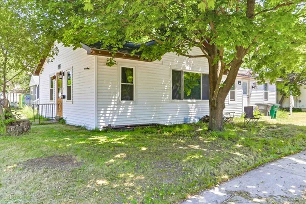 $125,900 | 1010 Washington Street, Wisconsin Rapids, WI 54494