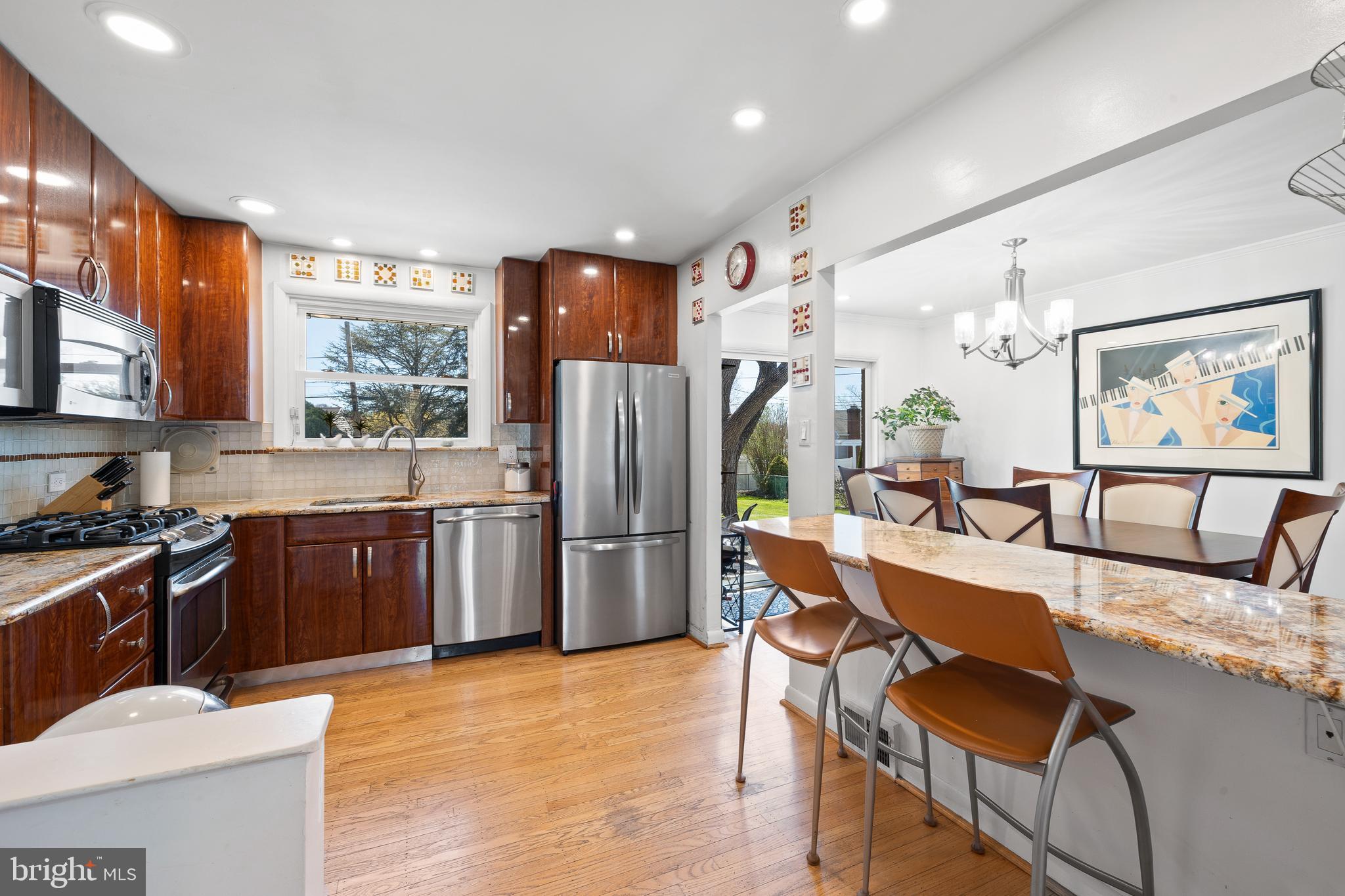 1411 Sandwood Road Conshohocken, PA 19428 - Photo 12 of 33 Breakfast island