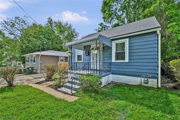 $165,000 | 1068 Austin Avenue, Akron, OH 44306