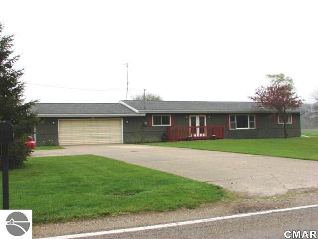 2455 South Alger Road Ithaca, MI 48847 - Photo 1 of 25 1771930.JPG
