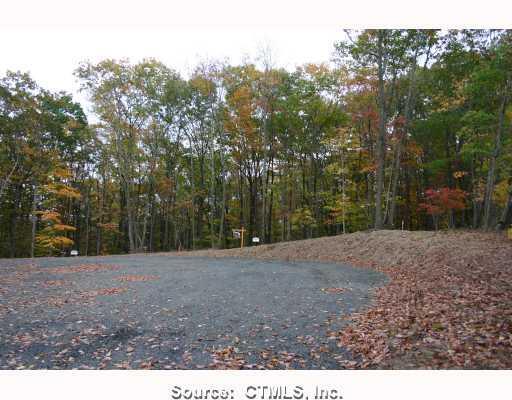 561 Round Hill Road Middletown, CT 06457 - Photo 1 of 1