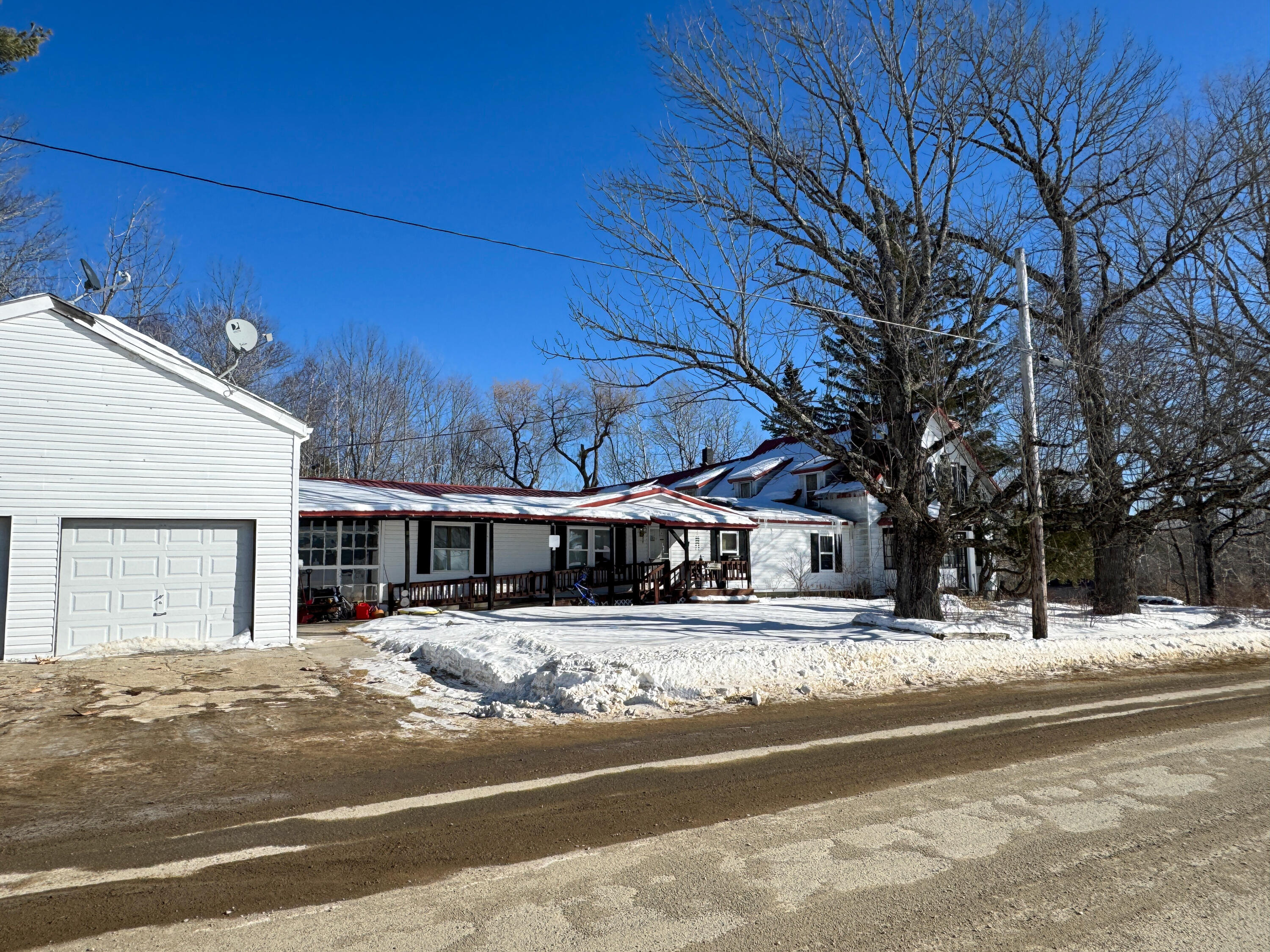 124 Thomas Hill Road Lee, ME 04455 - Photo 5 of 54 IMG_2330