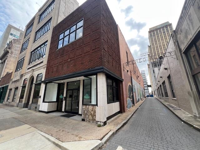 a view of a large white building