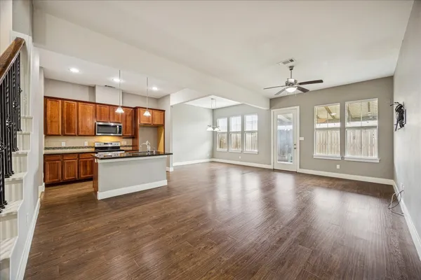 $229,900 | 3513 Topango Drive, Pasadena, TX 77504