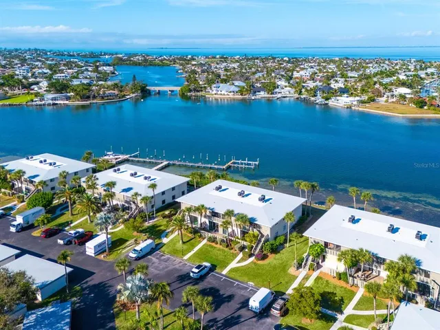 $595,000 | 6400 Flotilla Drive, Unit 56, Holmes Beach, FL 34217