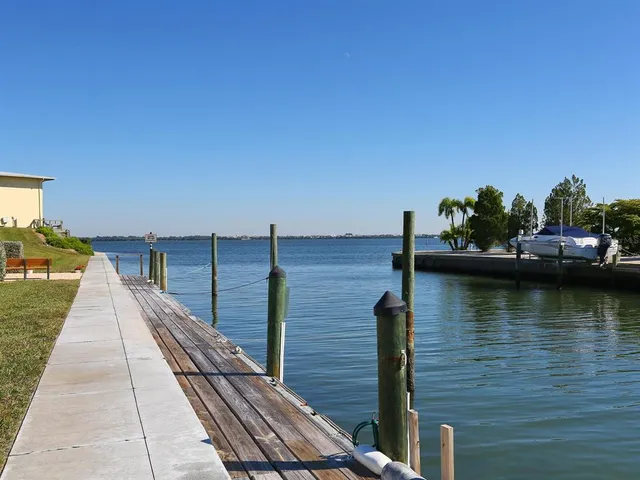 $595,000 | 6400 Flotilla Drive, Unit 56, Holmes Beach, FL 34217