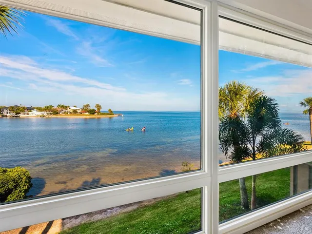 $595,000 | 6400 Flotilla Drive, Unit 56, Holmes Beach, FL 34217