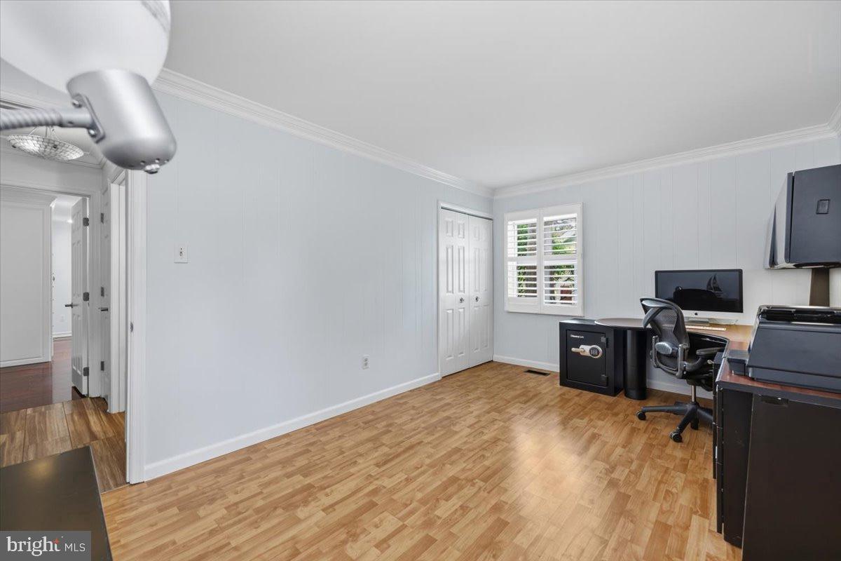 12127 Long Ridge Lane Bowie, MD 20715 - Photo 24 of 46 Main level second bedroom or office