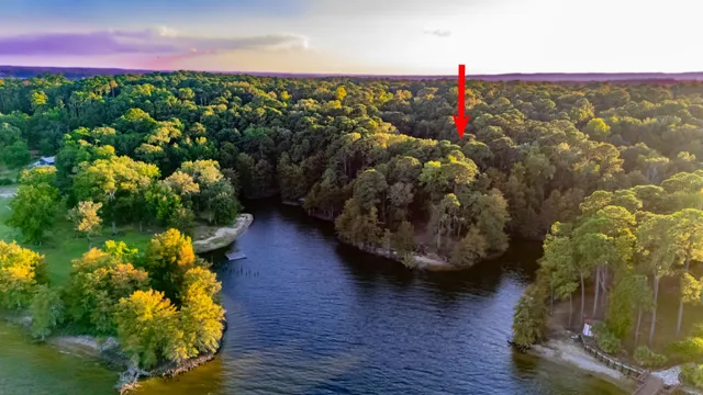 $245,000 | 477 Lakeshore Drive, Hemphill, TX 75948