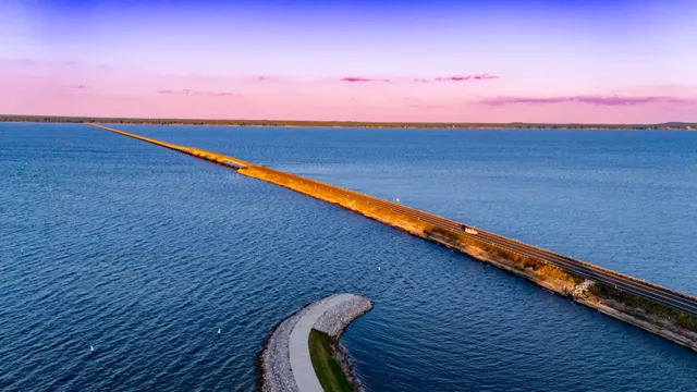 $210,000 | 477 Lakeshore Drive, Hemphill, TX 75948