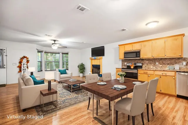 $245,000 | 477 Lakeshore Drive, Hemphill, TX 75948