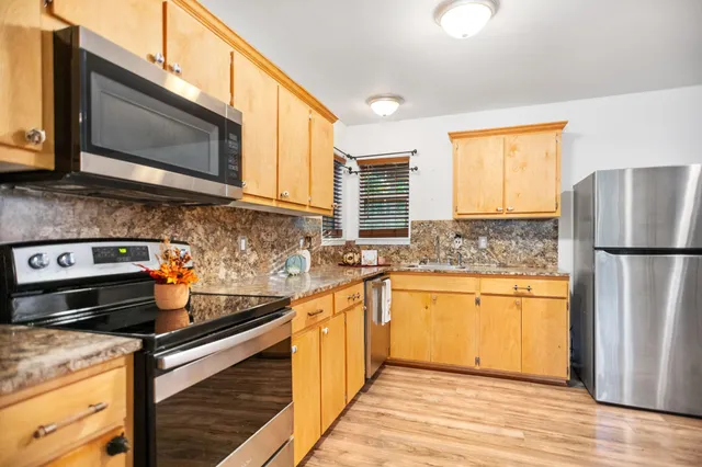 $245,000 | 477 Lakeshore Drive, Hemphill, TX 75948