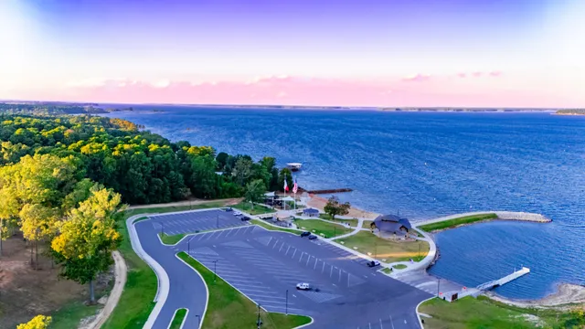 $210,000 | 477 Lakeshore Drive, Hemphill, TX 75948